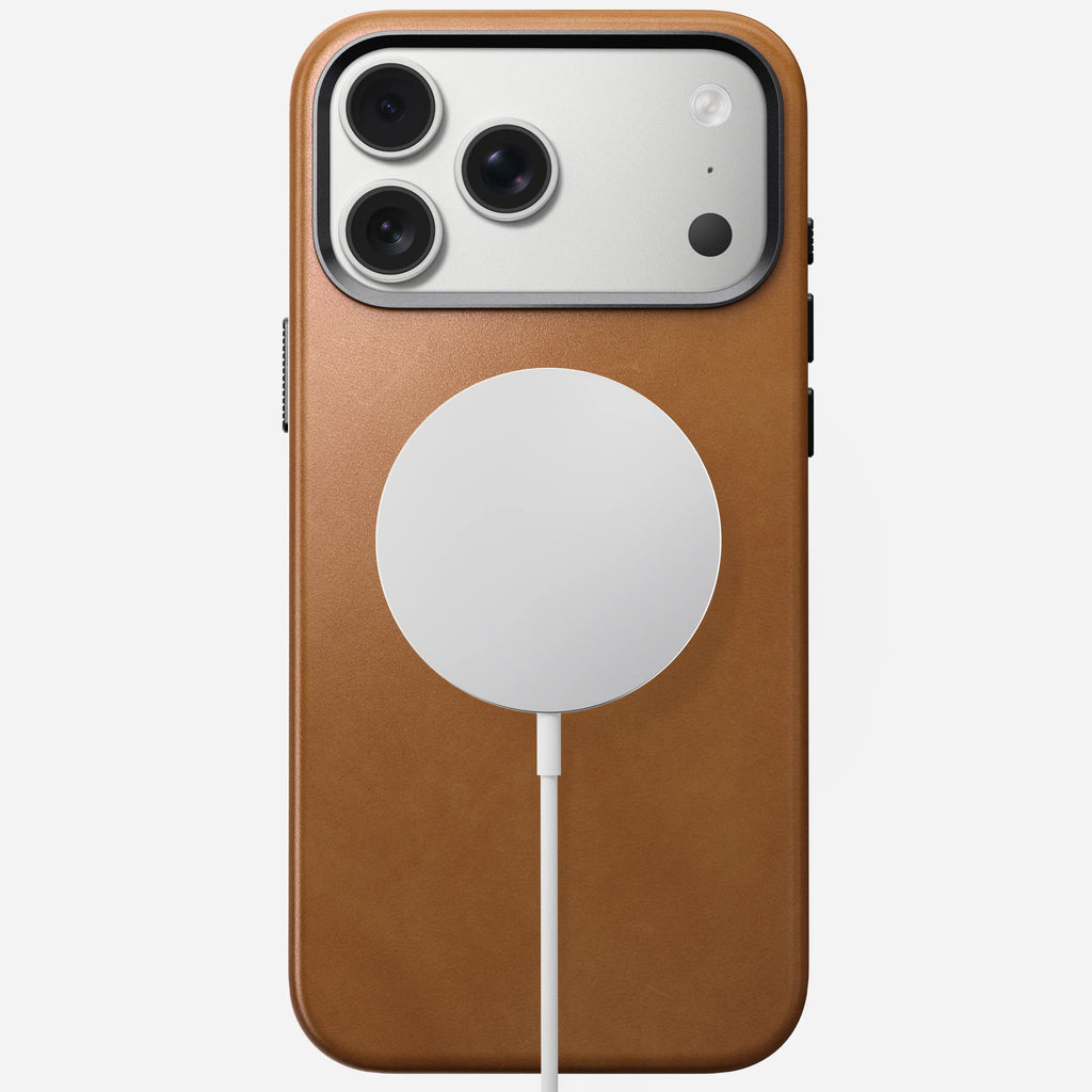NOMAD Traditional Leather Case for iPhone 17 Pro Series