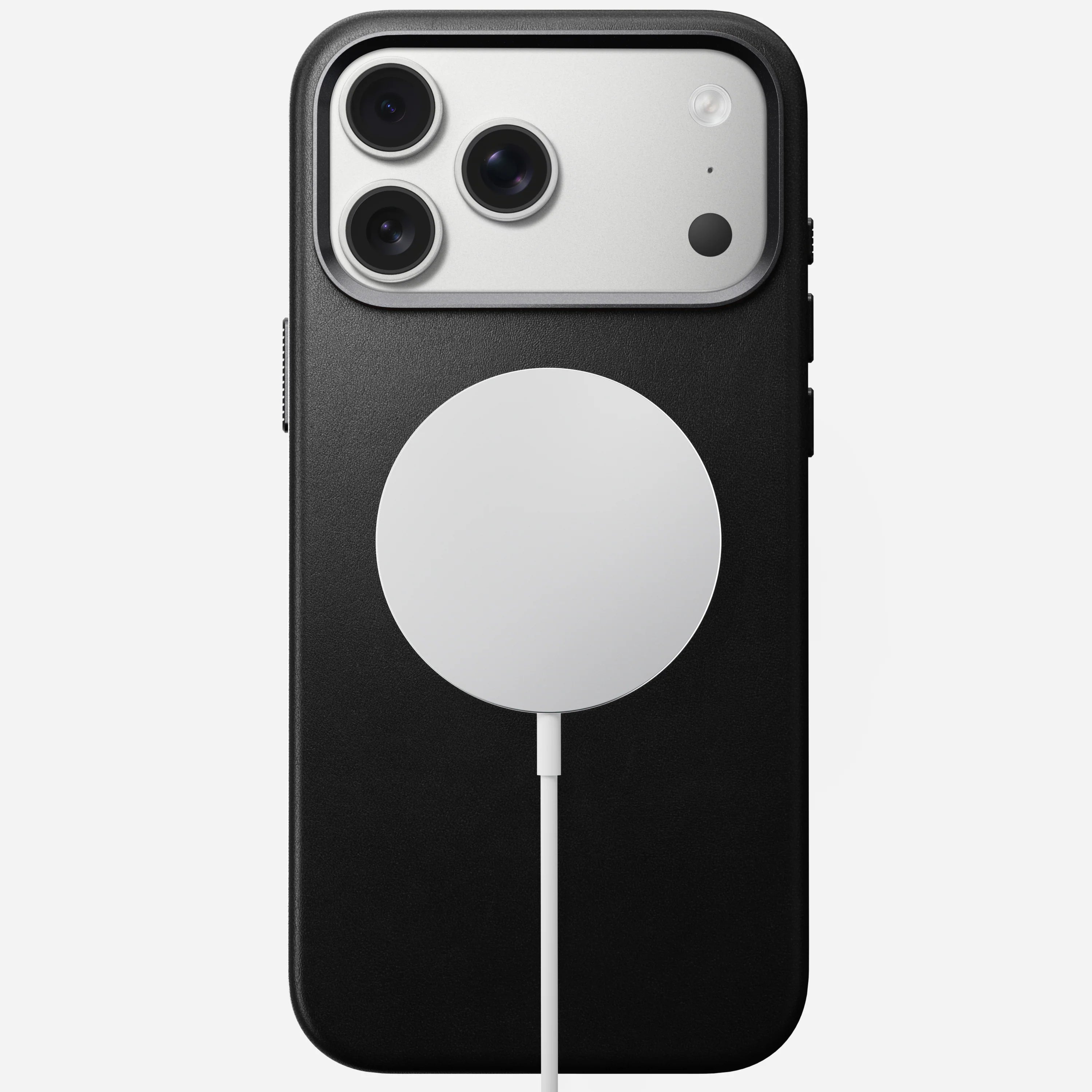 NOMAD Traditional Leather Case for iPhone 17 Pro Series