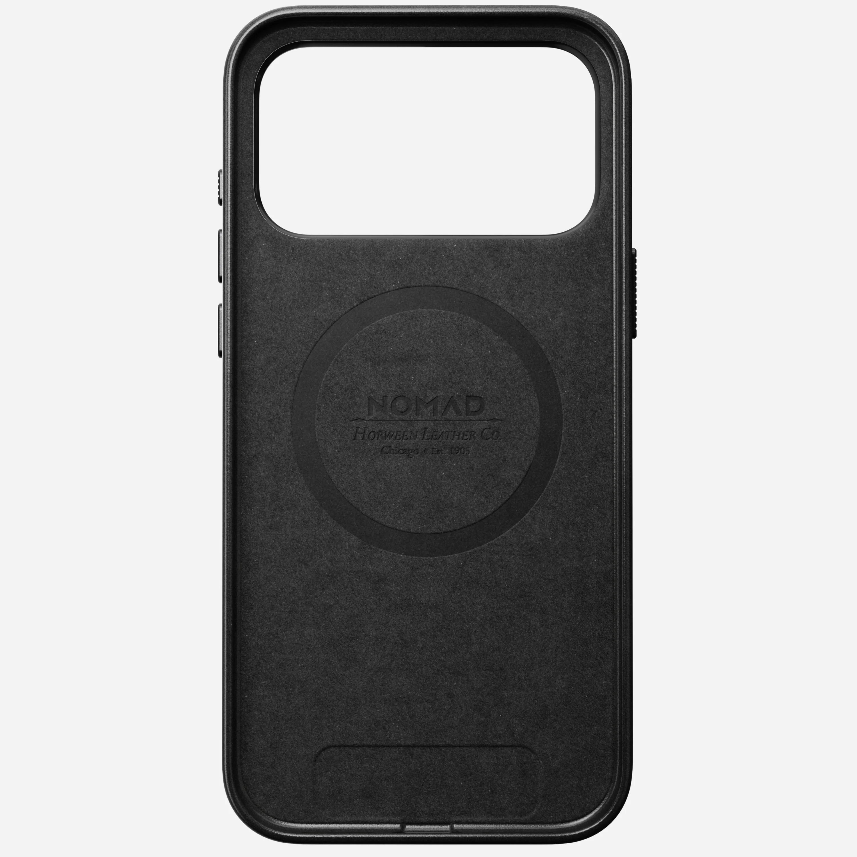 NOMAD Traditional Leather Case for iPhone 17 Pro Series
